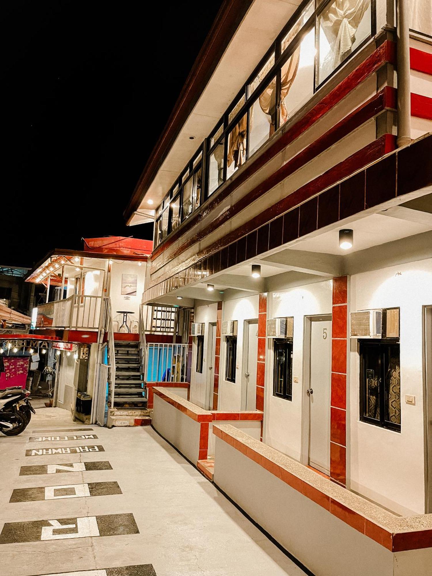 Mario'S Travellers Inn Coron Exterior foto