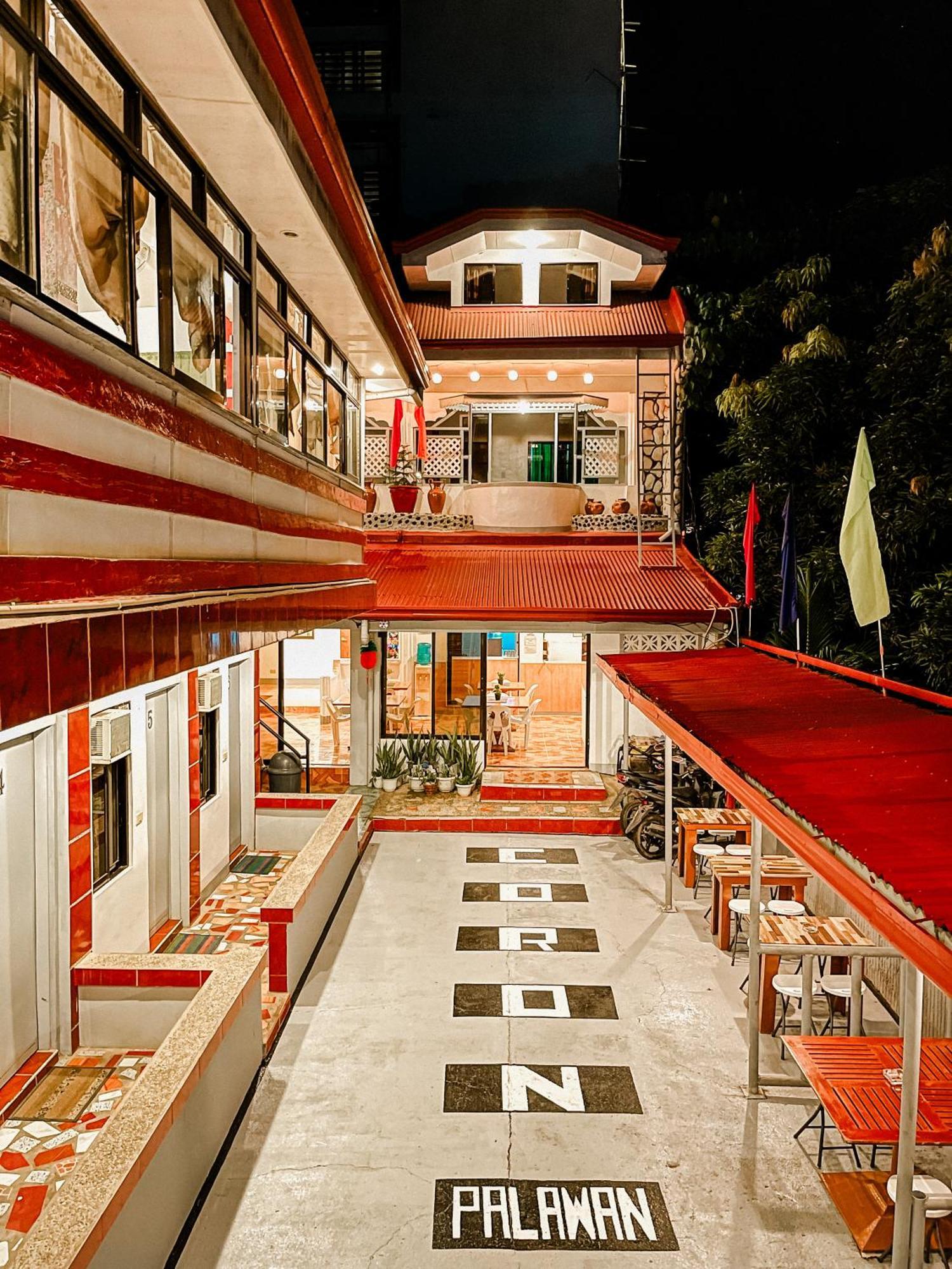 Mario'S Travellers Inn Coron Exterior foto