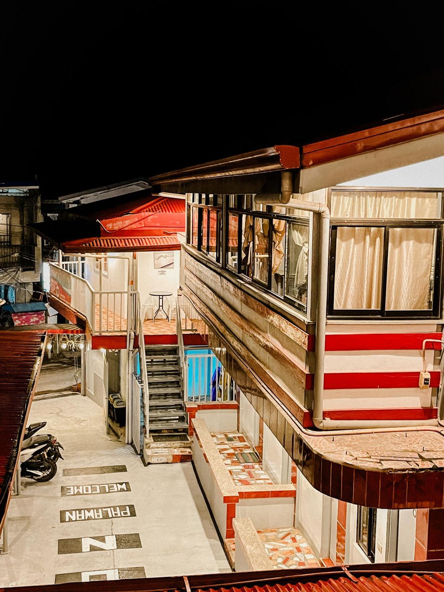 Mario'S Travellers Inn Coron Exterior foto